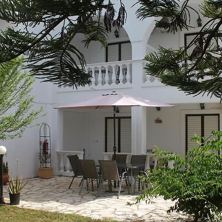 Rodis Studios Tsilivi  Luaran gambar