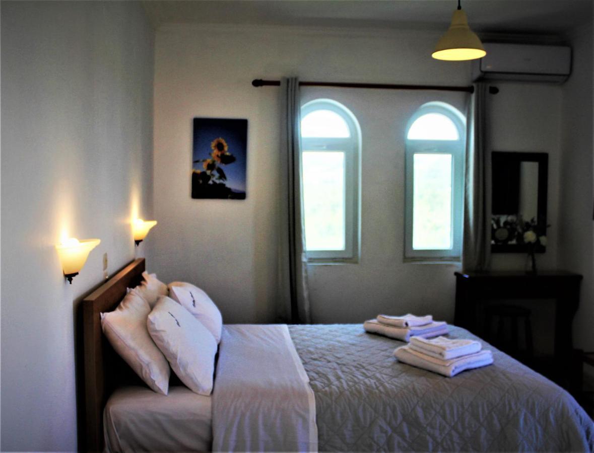 Rodis Studios Tsilivi  Luaran gambar