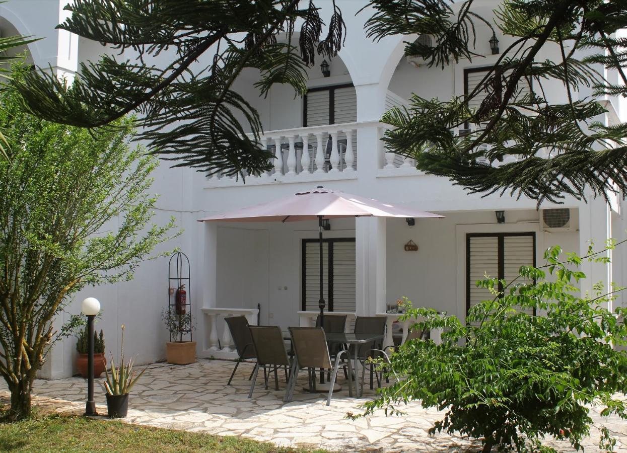Rodis Studios Tsilivi  Luaran gambar