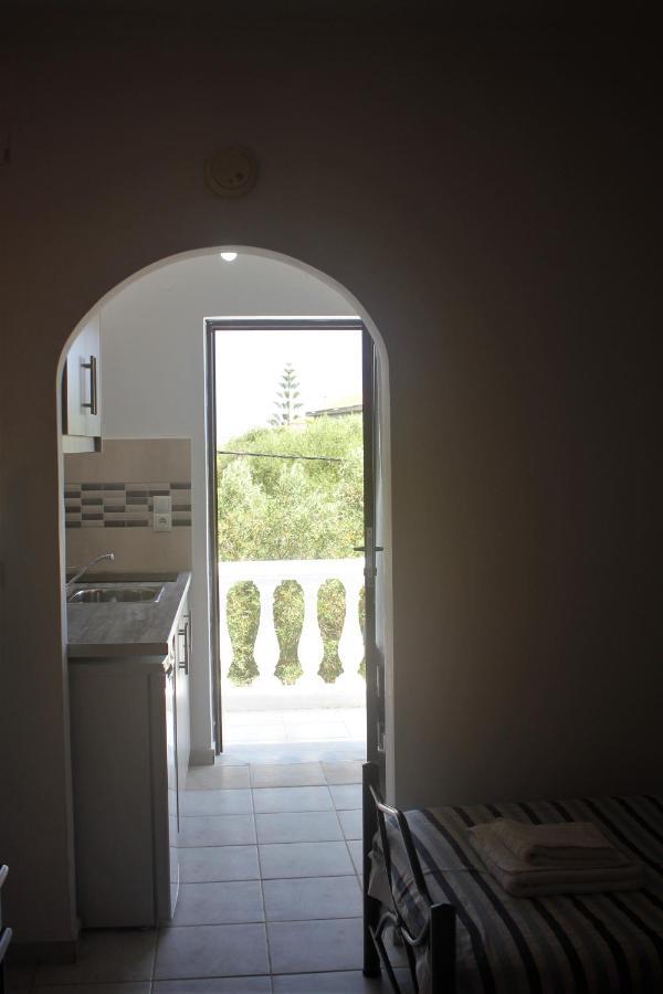 Rodis Studios Tsilivi  Luaran gambar