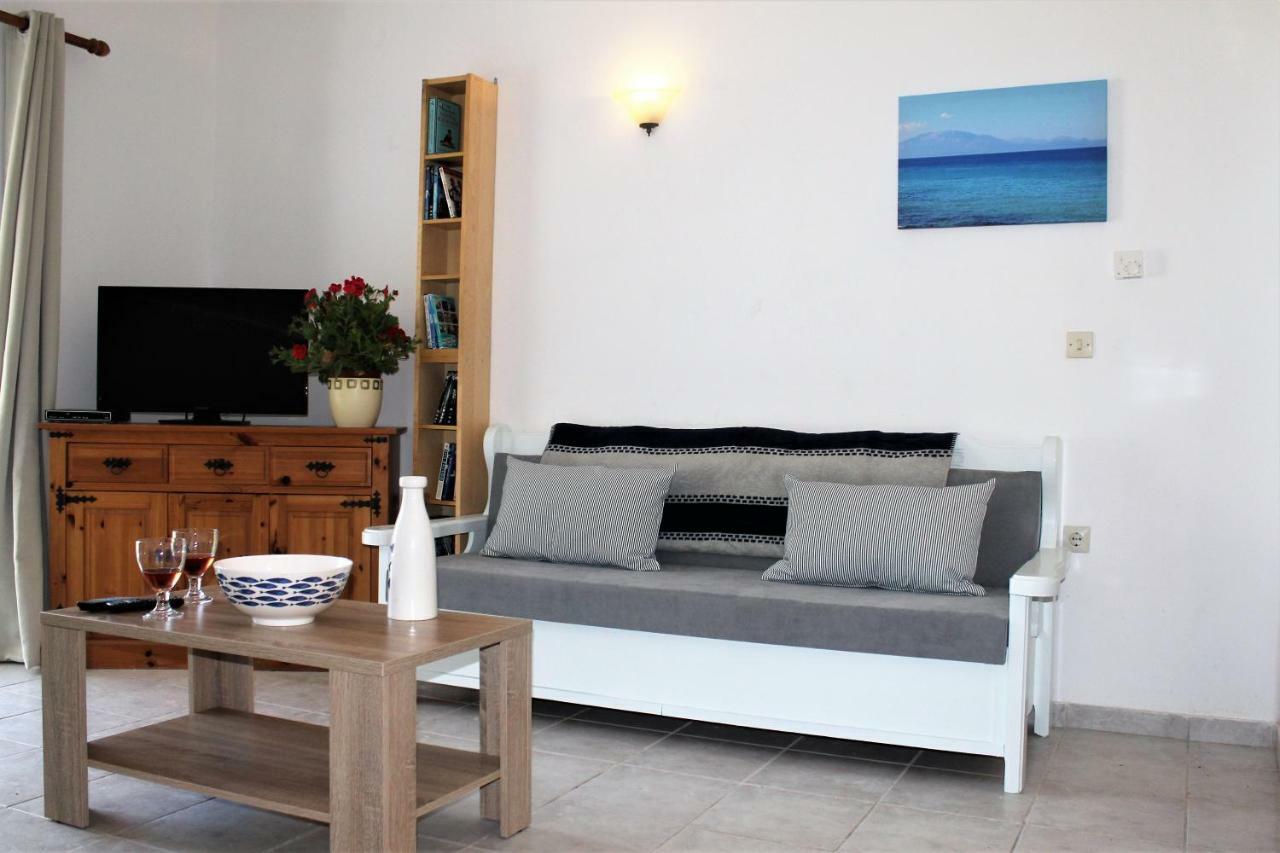 Rodis Studios Tsilivi  Luaran gambar